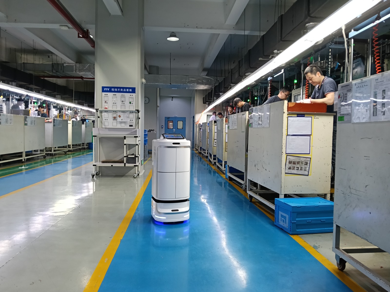 智慧物流新玩法：我们让酒店机器人，在车间跑起了“闪送”